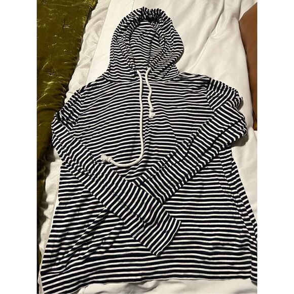 Caslon Striped Hoodie   - Picture 2 of 3